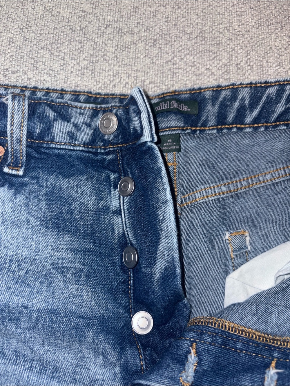 Jeans Subcategory Identification - Picture 2 of 4